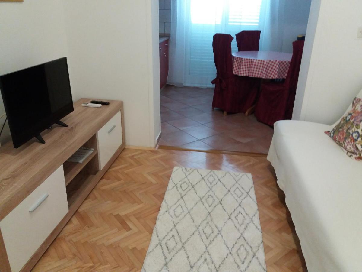 Apartmani Lana Brodarica  Eksteriør bilde
