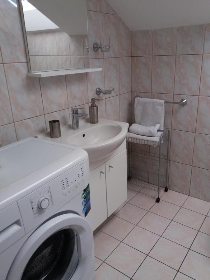 Apartmani Lana Brodarica  Eksteriør bilde
