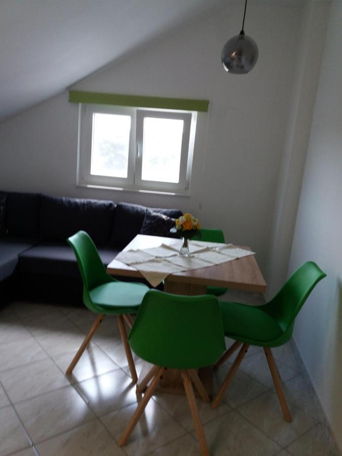 Apartmani Lana Brodarica  Eksteriør bilde