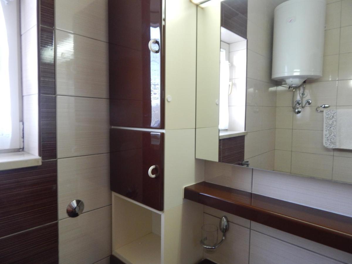 Apartmani Lana Brodarica  Eksteriør bilde